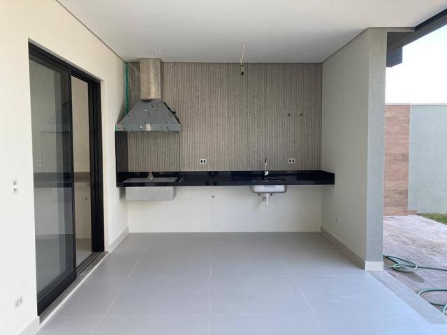 Casa para Venda em São José dos Campos - 4