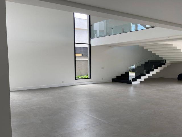 Casa em condomínio para Venda em São José dos Campos - 2