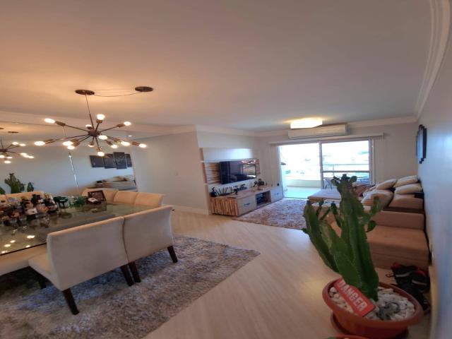 Apartamento para Venda em São José dos Campos - 2