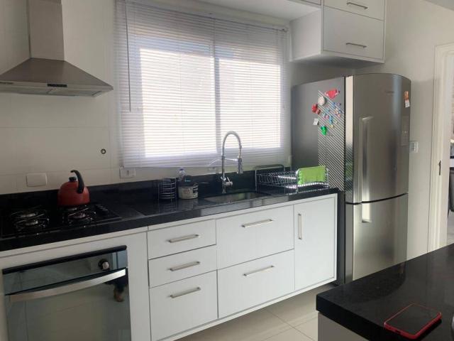 Casa em condomínio para Venda em São José dos Campos - 2