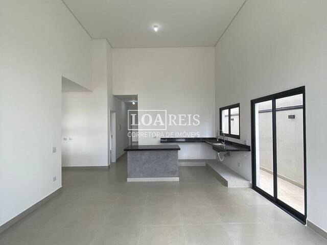 Casa em condomínio para Venda em Caçapava - 2