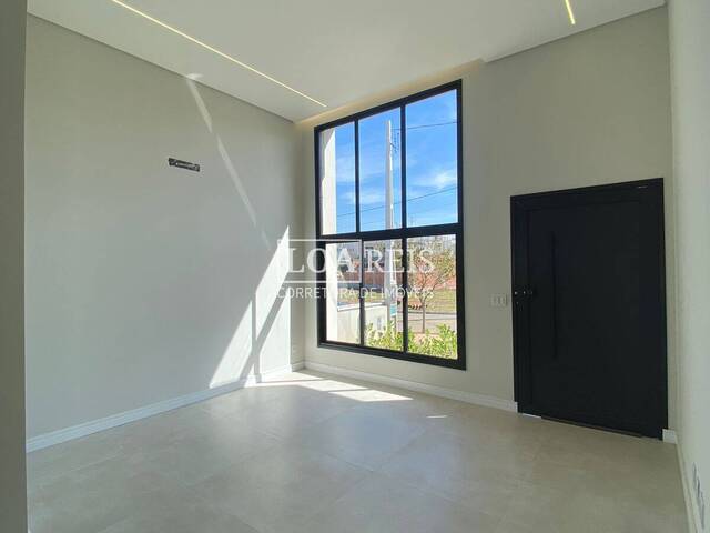 Casa em condomínio para Venda em São José dos Campos - 2