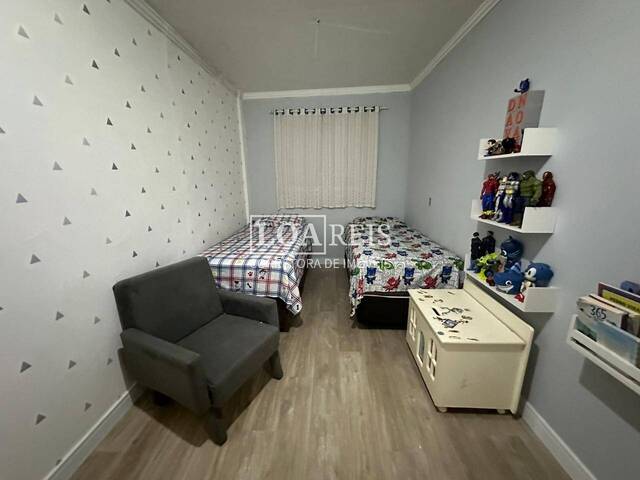 #121 - Casa para Venda em São José dos Campos - SP - 2