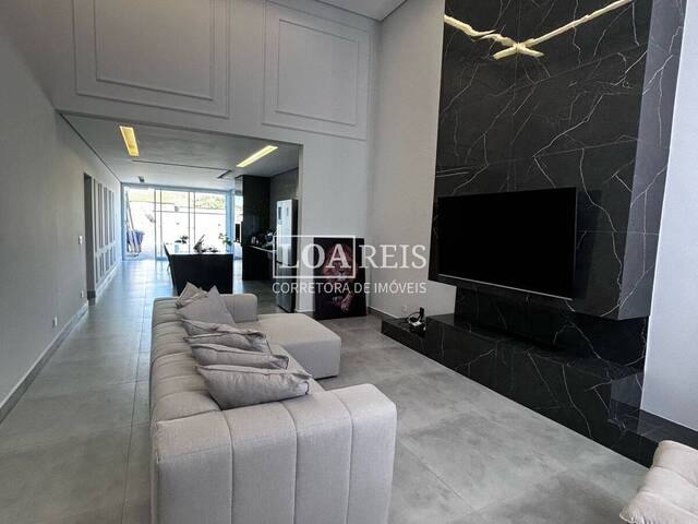 #130 - Casa em condomínio para Venda em Caçapava - SP - 3