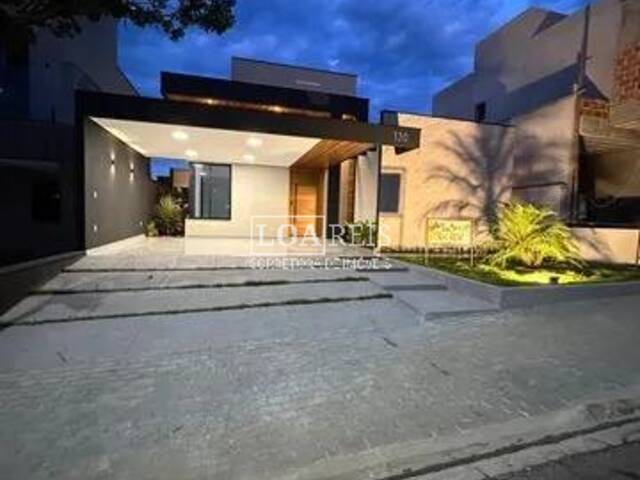 #135 - Casa em condomínio para Venda em Caçapava - SP - 2