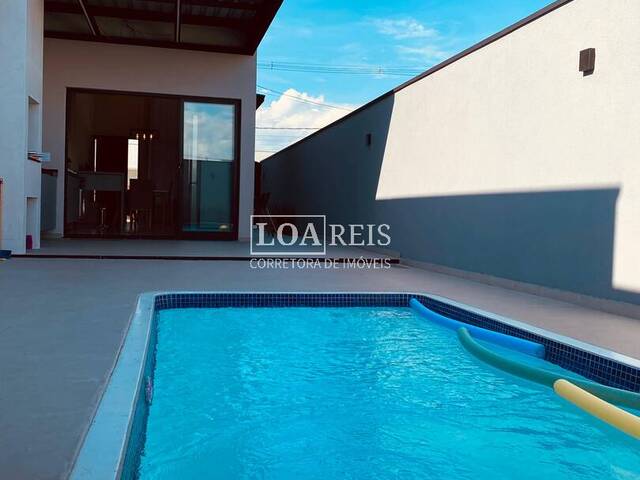 Casa em condomínio para Venda em São José dos Campos - 4