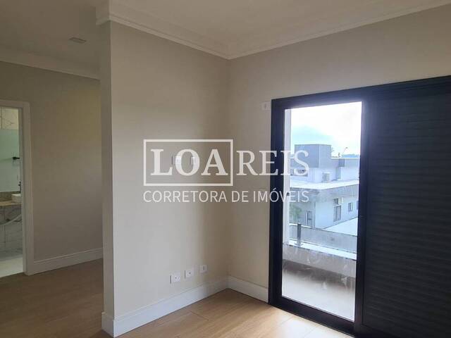 Casa para Venda em São José dos Campos - 5