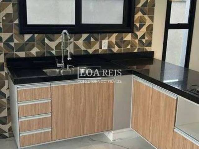 Casa para Venda em São José dos Campos - 4