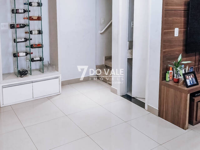 Casa em condomínio para Venda em Jacareí - 2