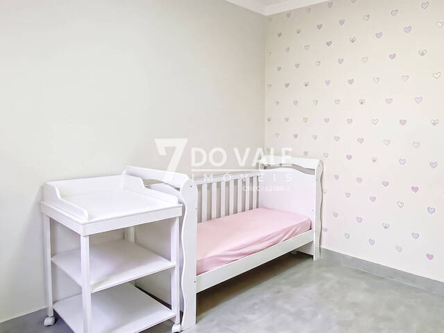 Casa para Venda em Jacareí - 3