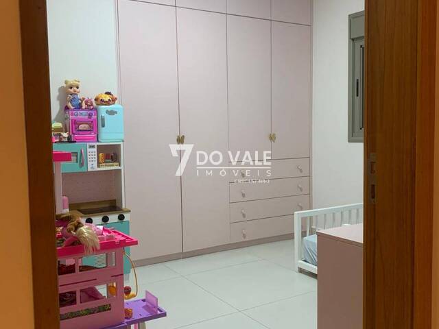 Casa em condomínio para Venda em São José dos Campos - 2