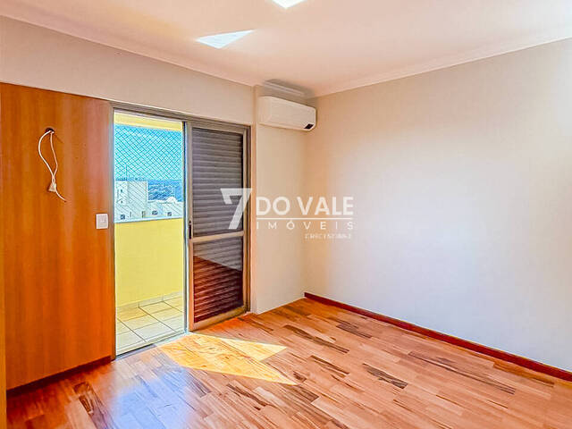 Apartamento para Venda em São José dos Campos - 3