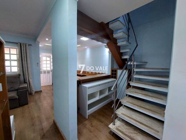 Casa para Venda em São José dos Campos - 3