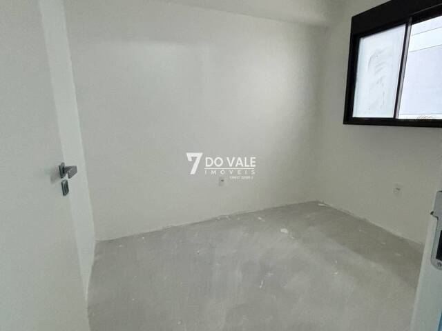 Apartamento para Venda em São José dos Campos - 4