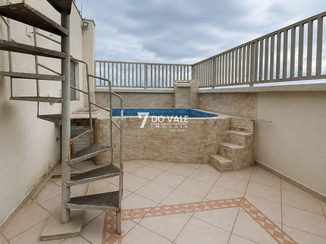 Triplex para Venda em São José dos Campos - 5