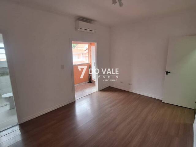 Casa em condomínio para Venda em Jacareí - 4