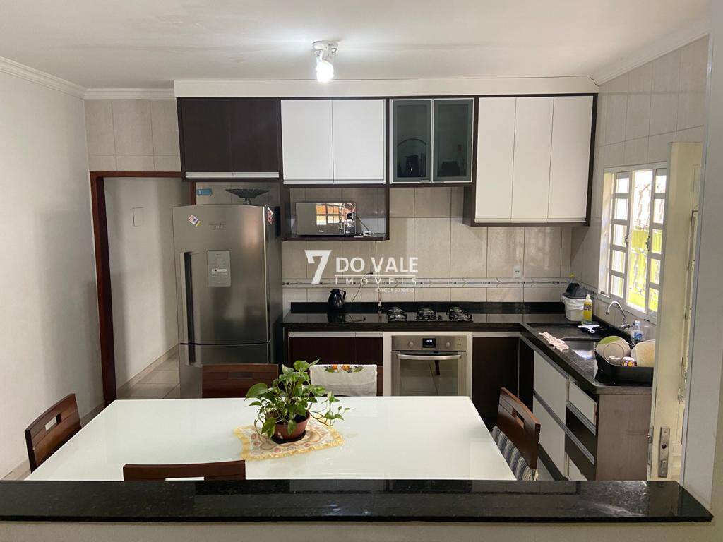 Casa, 3 quartos, 80 m² - Foto 1