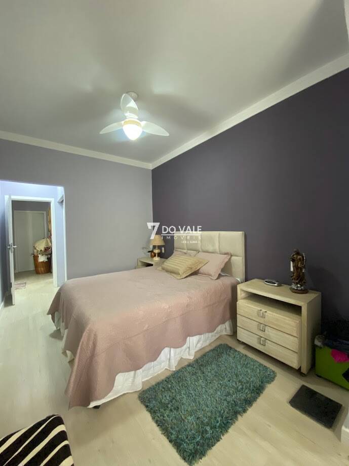 Casa, 3 quartos, 143 m² - Foto 2