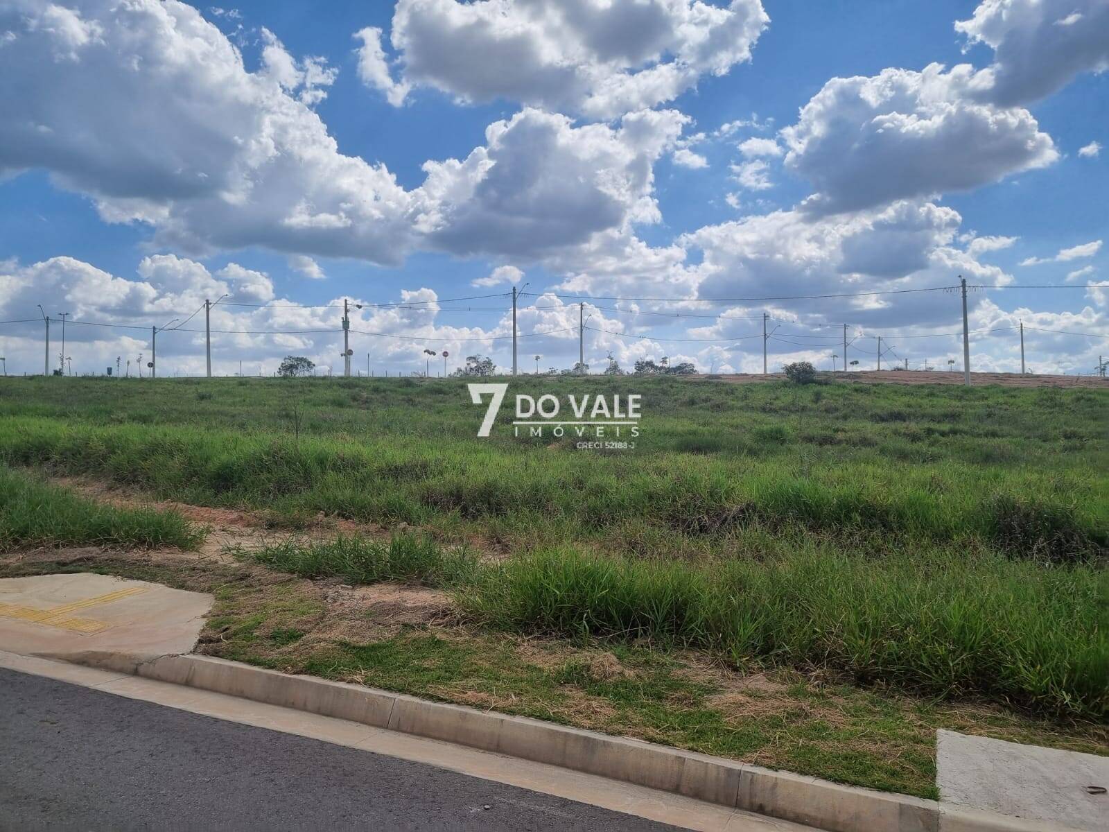 Terreno, 200 m² - Foto 1