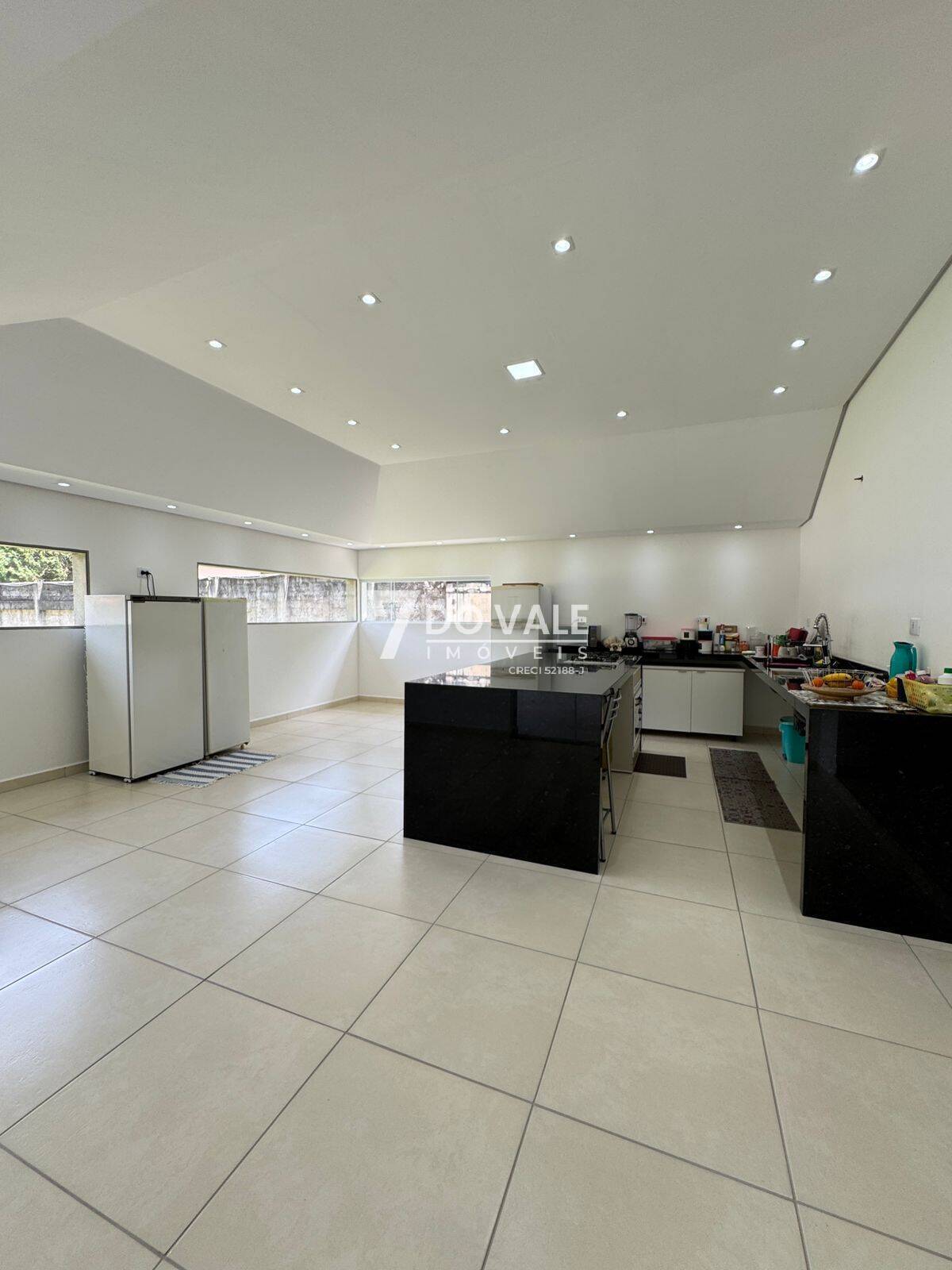 Chácara, 3 quartos, 1500 m² - Foto 11