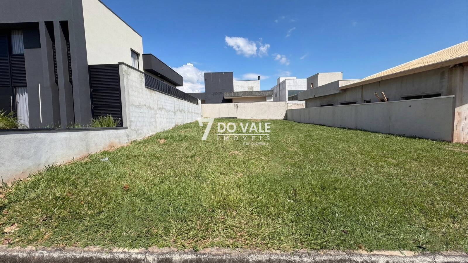 Terreno, 300 m² - Foto 2