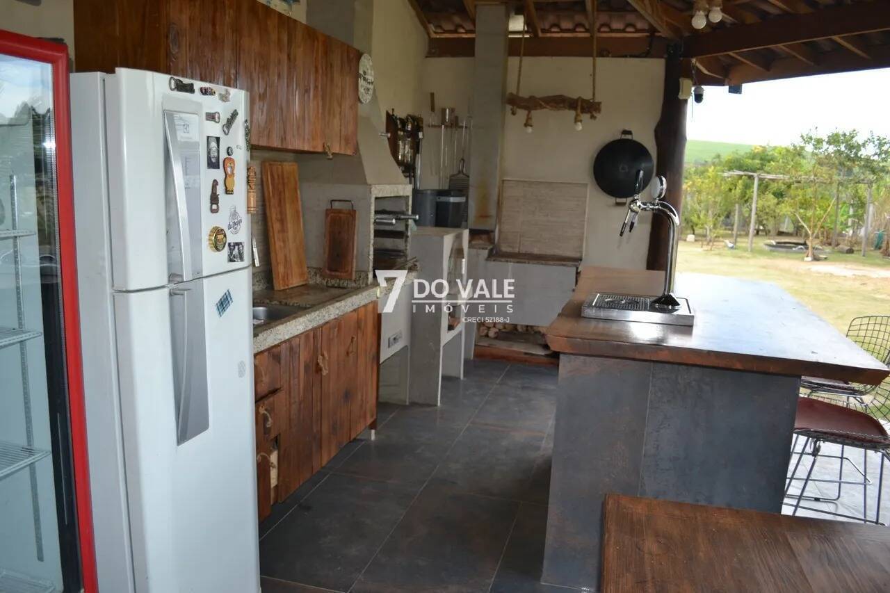 Sítio, 3 quartos, 1055 m² - Foto 5