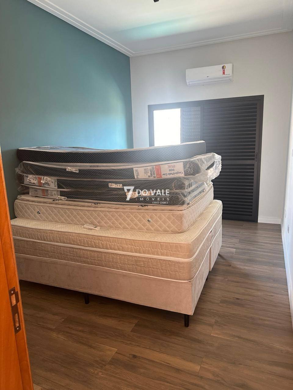 Casa, 4 quartos, 244 m² - Foto 53