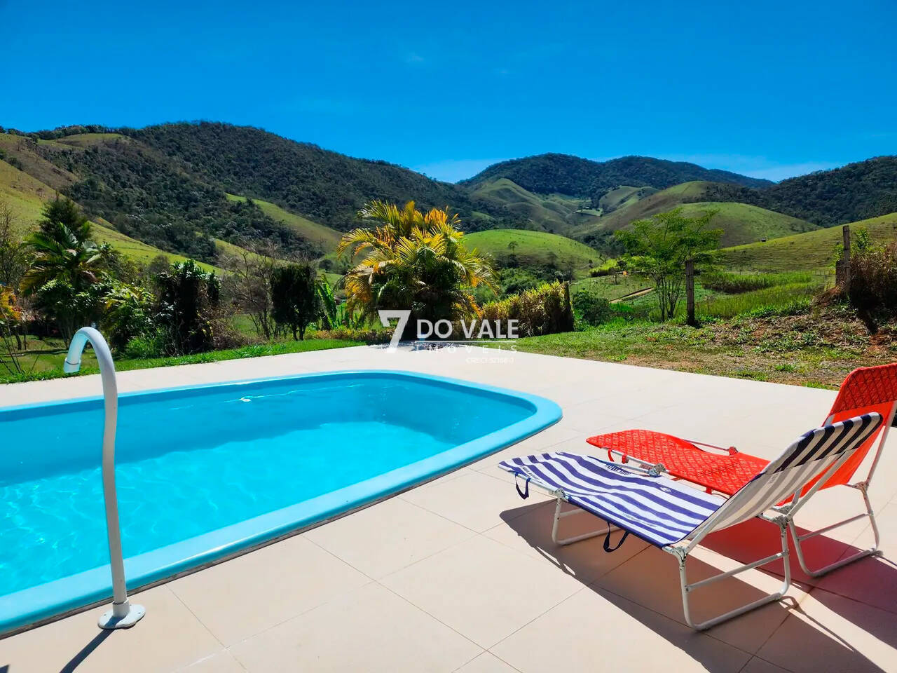 Sítio, 4 quartos, 3500 m² - Foto 1