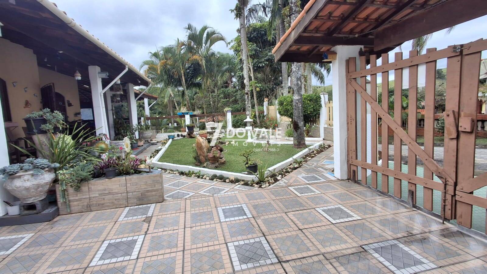 Sítio, 2 quartos, 1000 m² - Foto 6