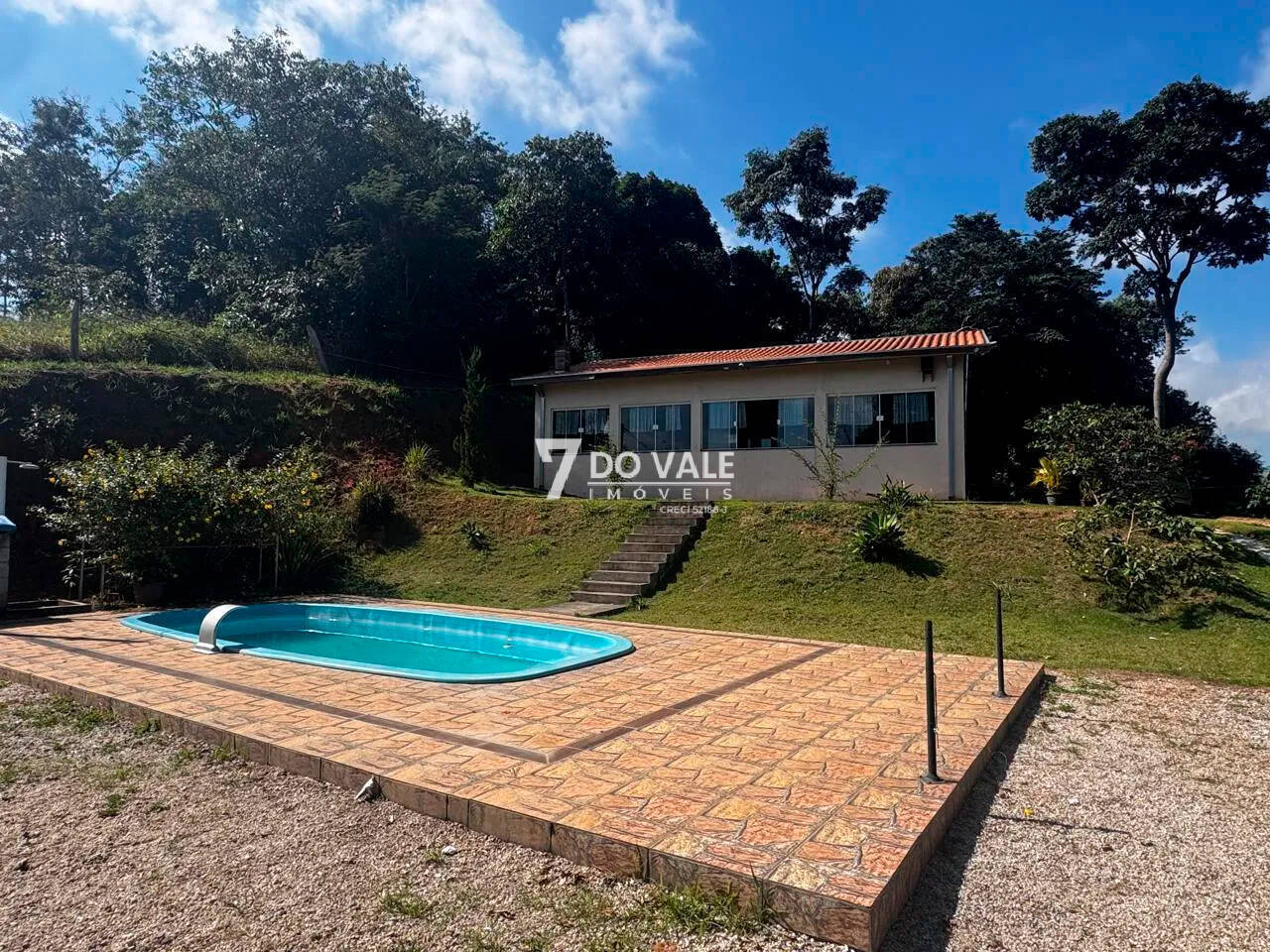 Sítio, 2 quartos, 5000 m² - Foto 1