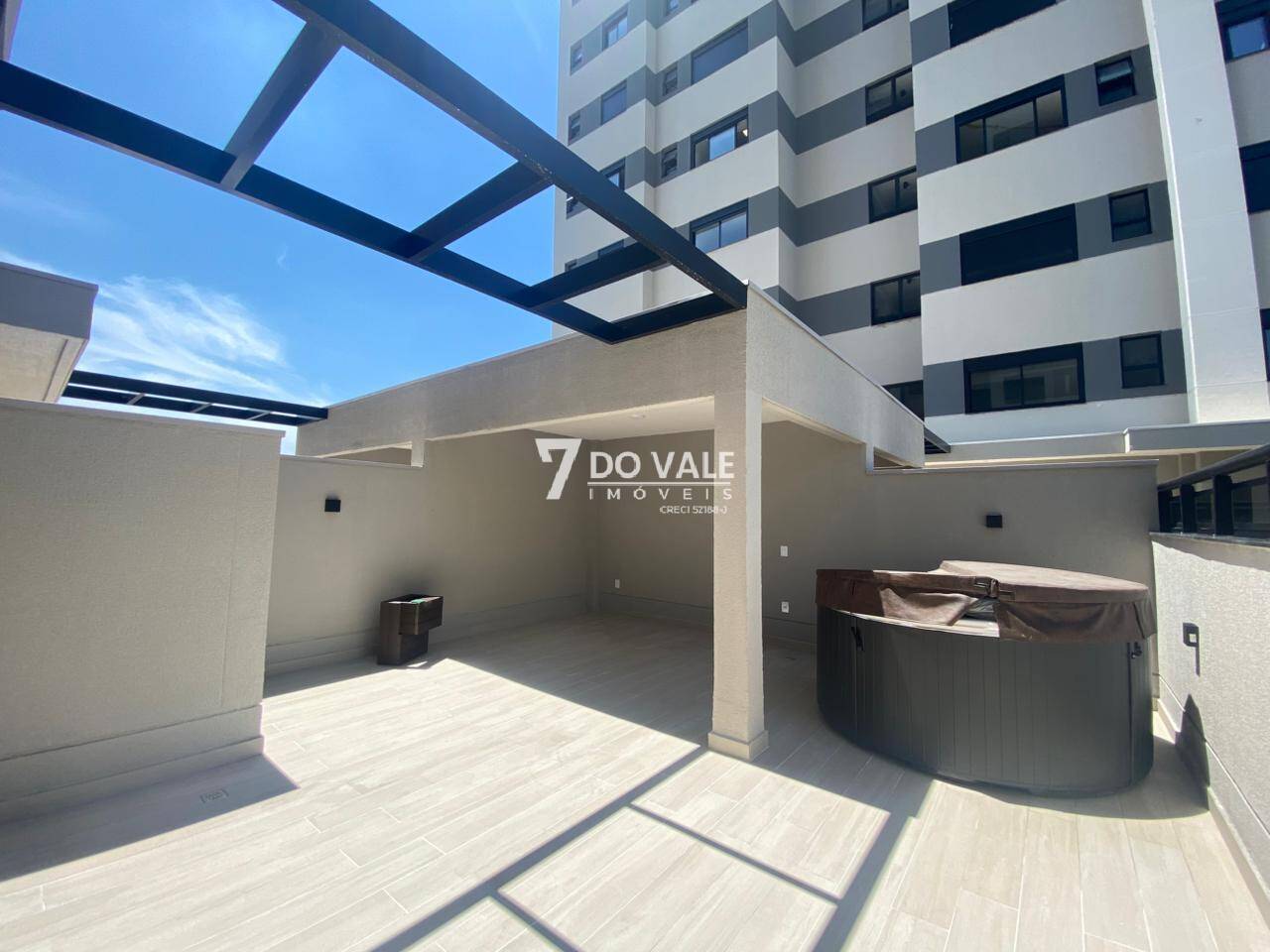 Apartamento, 3 quartos, 143 m² - Foto 1