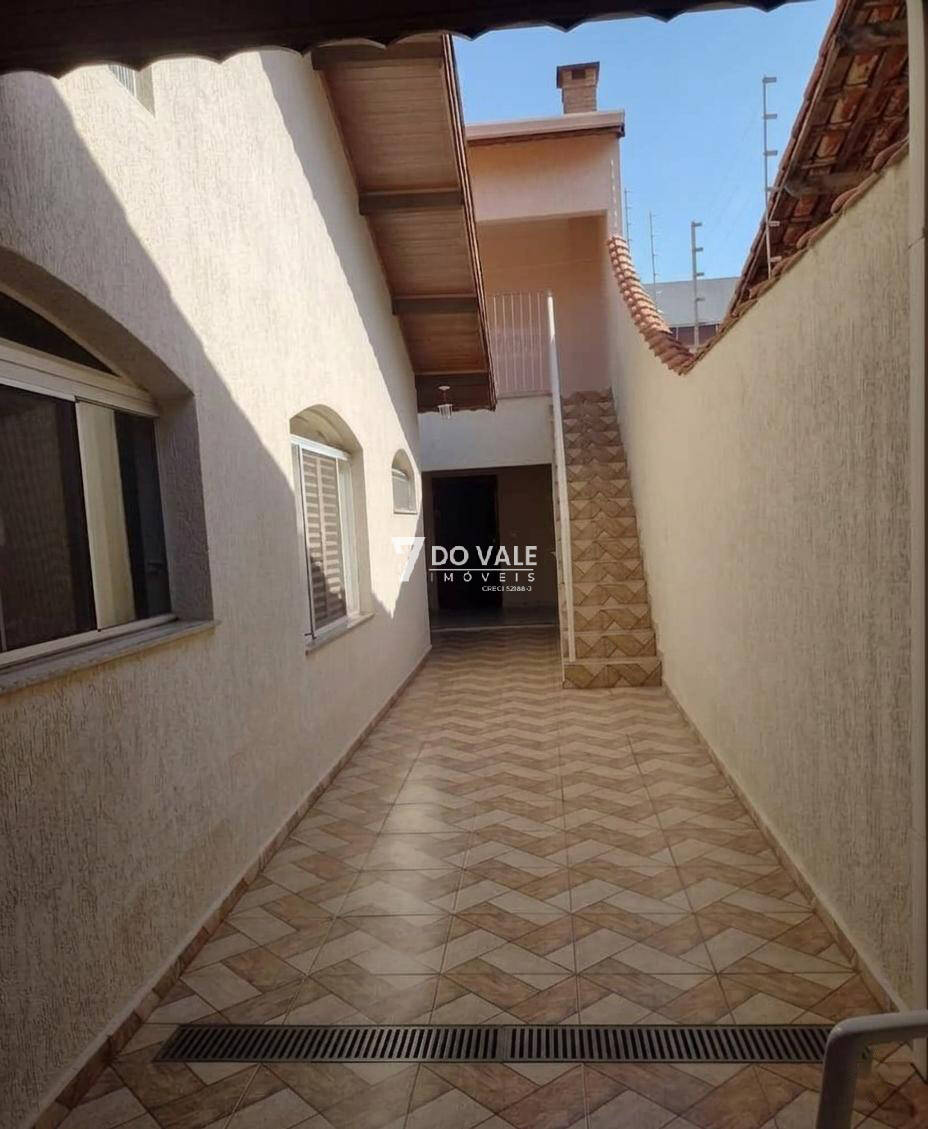 Casa, 4 quartos, 212 m² - Foto 5