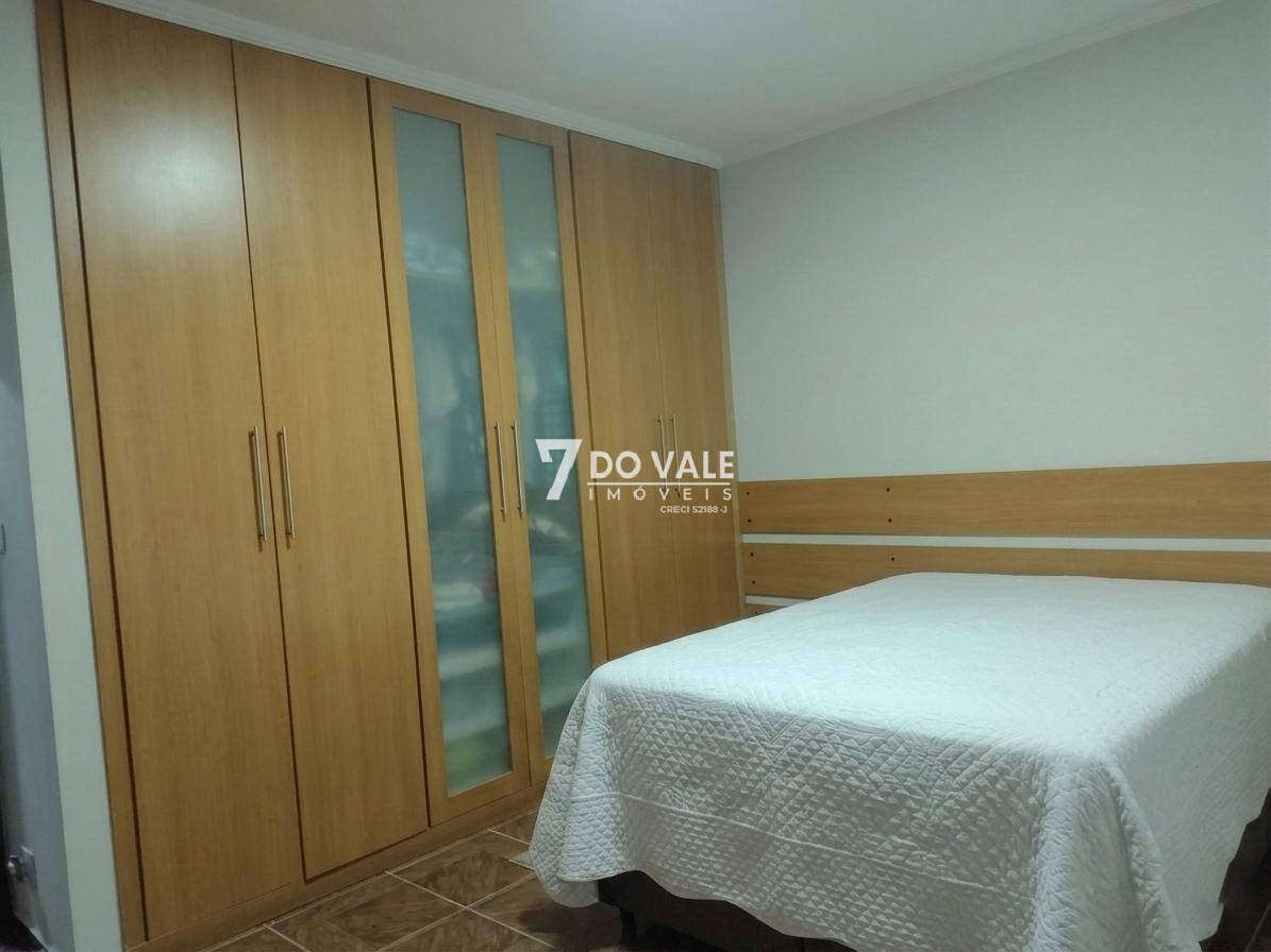 Casa, 4 quartos, 212 m² - Foto 11