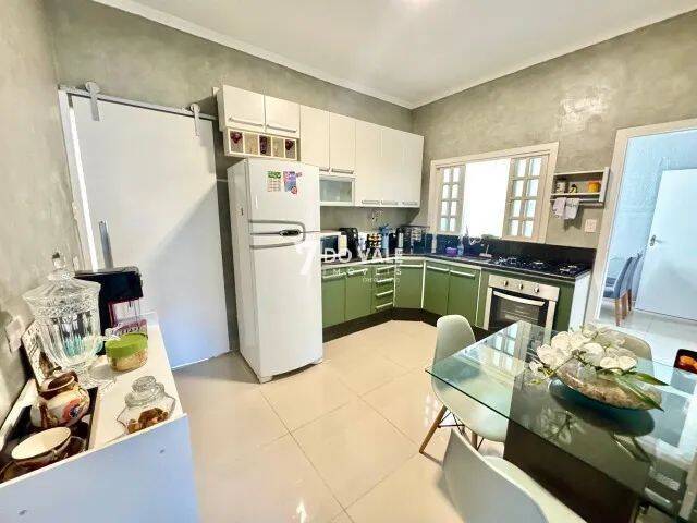 Casa, 3 quartos, 143 m² - Foto 6